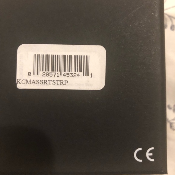 - Kenneth Cole watch - Picture 4 of 4